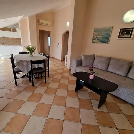 Villa Rouge Crikvenica Exterior photo